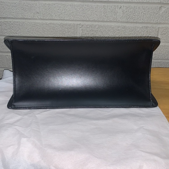 Louis Vuitton Riveria Epi Leather Black Structured Business Handle Bag - FLAWS - Picture 13 of 15